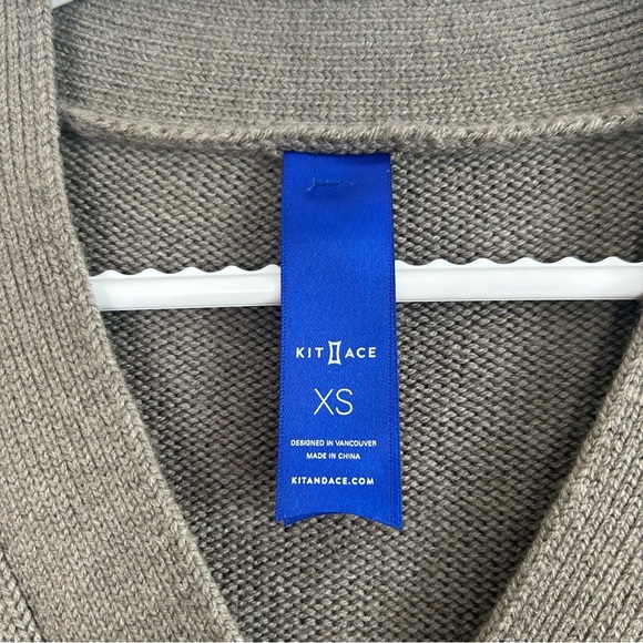 Kit and Ace Merino Wool Womens V-Neck Sweater Dress Brown Size XS - Picture 3 of 12